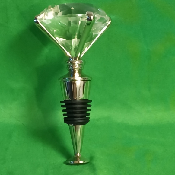 𝑳𝒂𝒓𝒈𝒆 𝑫𝒊𝒂𝒎𝒐𝒏𝒅 𝑾𝒊𝒏𝒆 𝑩𝒐𝒕𝒕𝒍𝒆 𝑺𝒕𝒐𝒑𝒑𝒆𝒓 - Picture 6 of 8